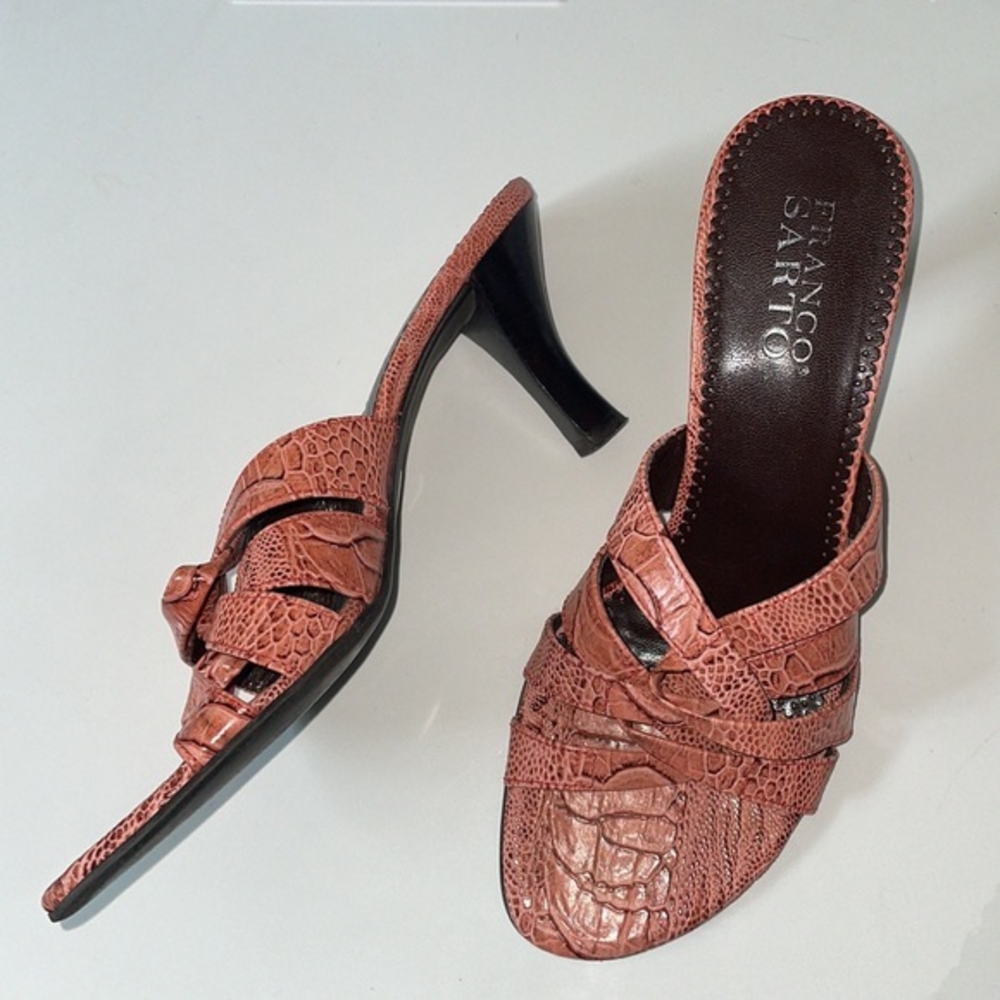 Franco Sarto Leather Crocodile‎ Crisscross Slide Mules Heels Size 7.5 Salmon